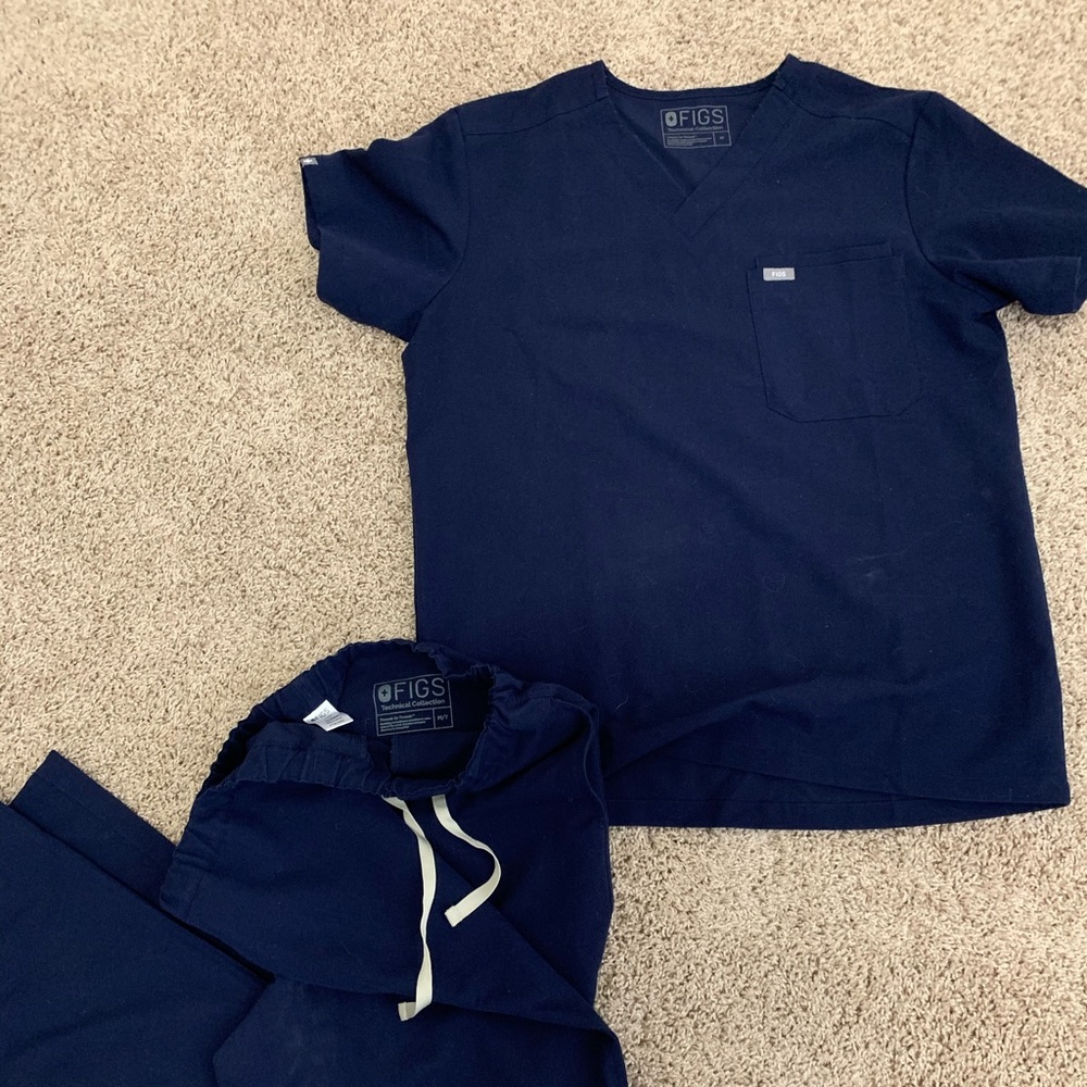 FIGS Men’s scrubs
